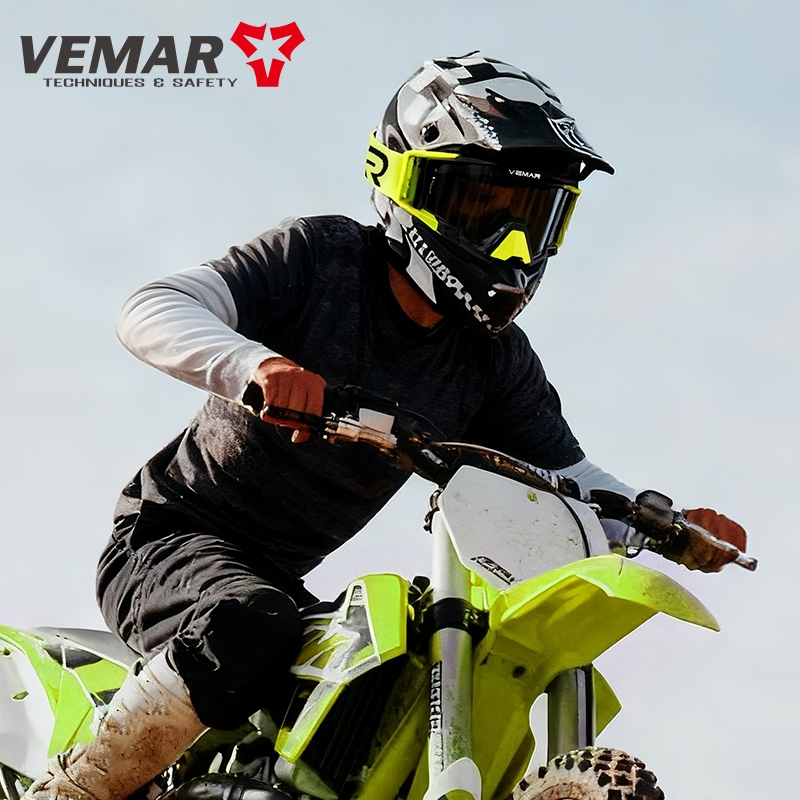 VEMAR Men Women High-quality M - đánh giá và giá Mountain Biking Helmet Full Face